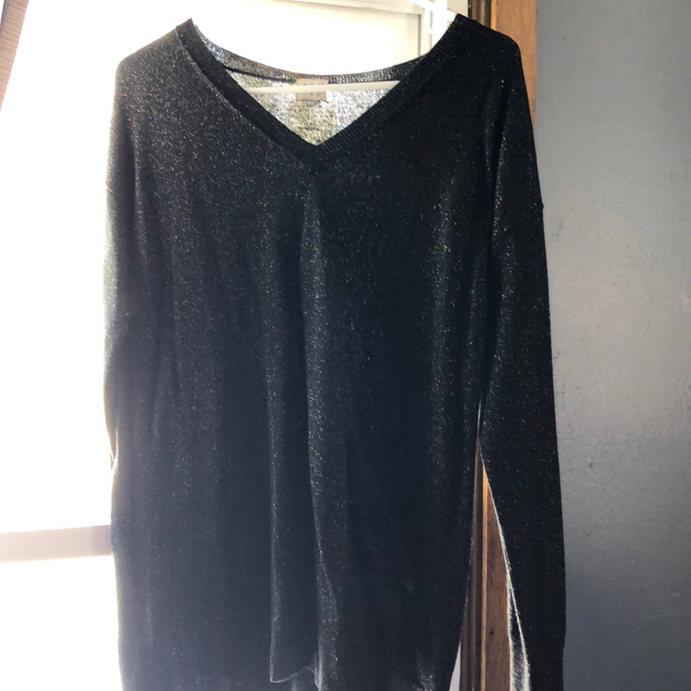 Cute sparkle black long sleeve top